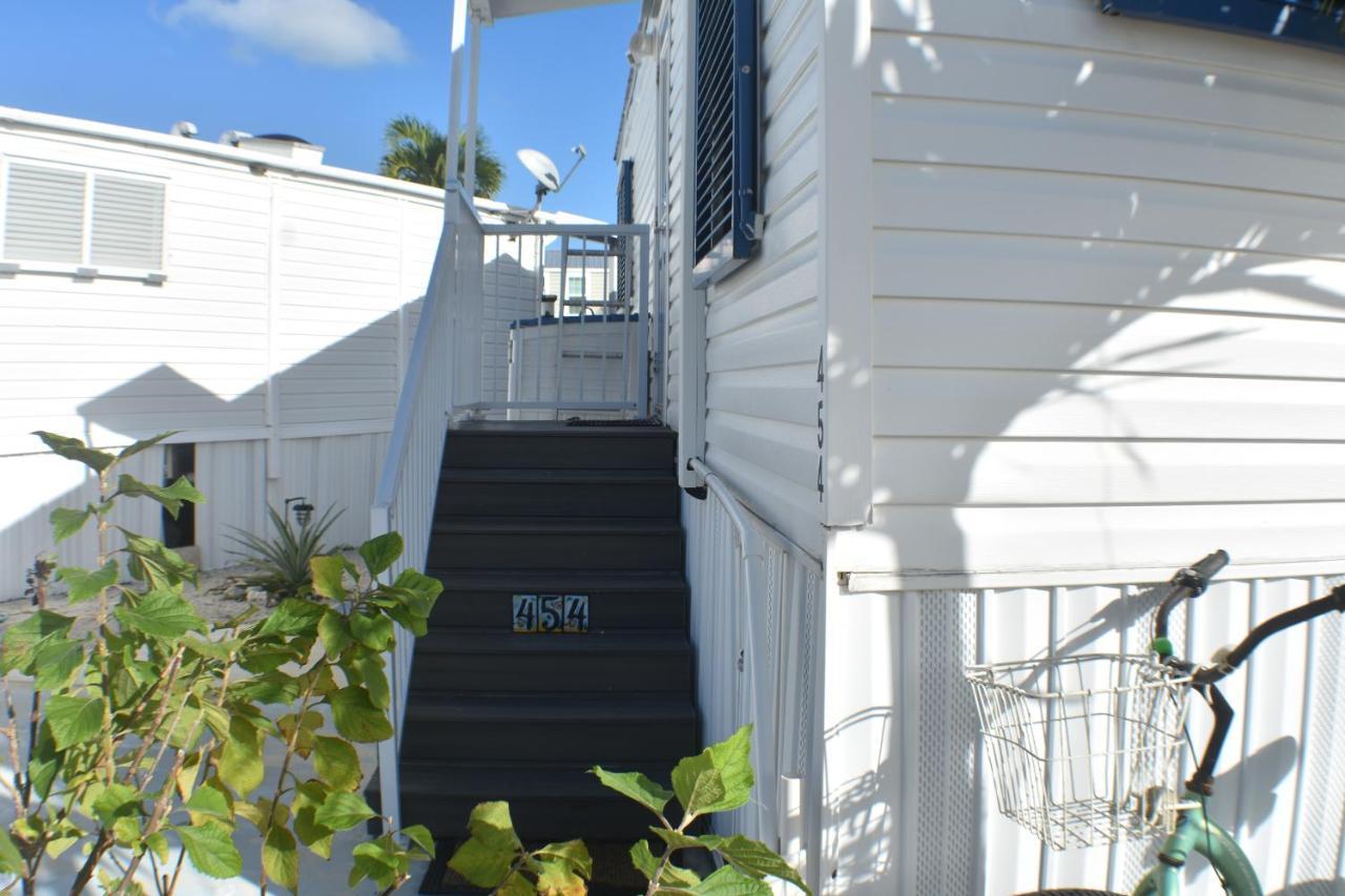 Pelican'S Roost, Waterfront Comfort At Venture Out Cudjoe Key Exterior photo
